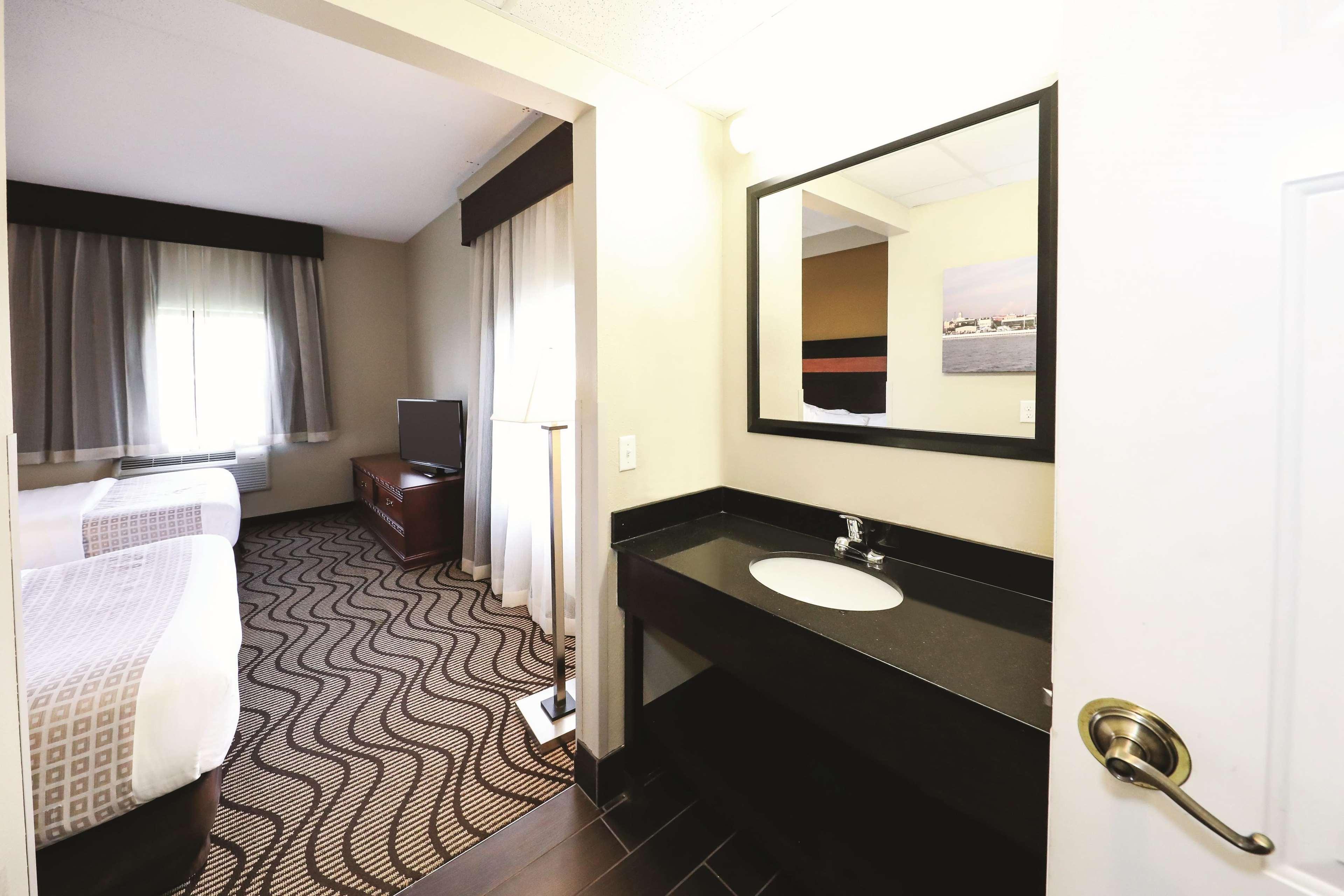La Quinta Inn By Wyndham Sandusky Near Cedar Point Exteriér fotografie