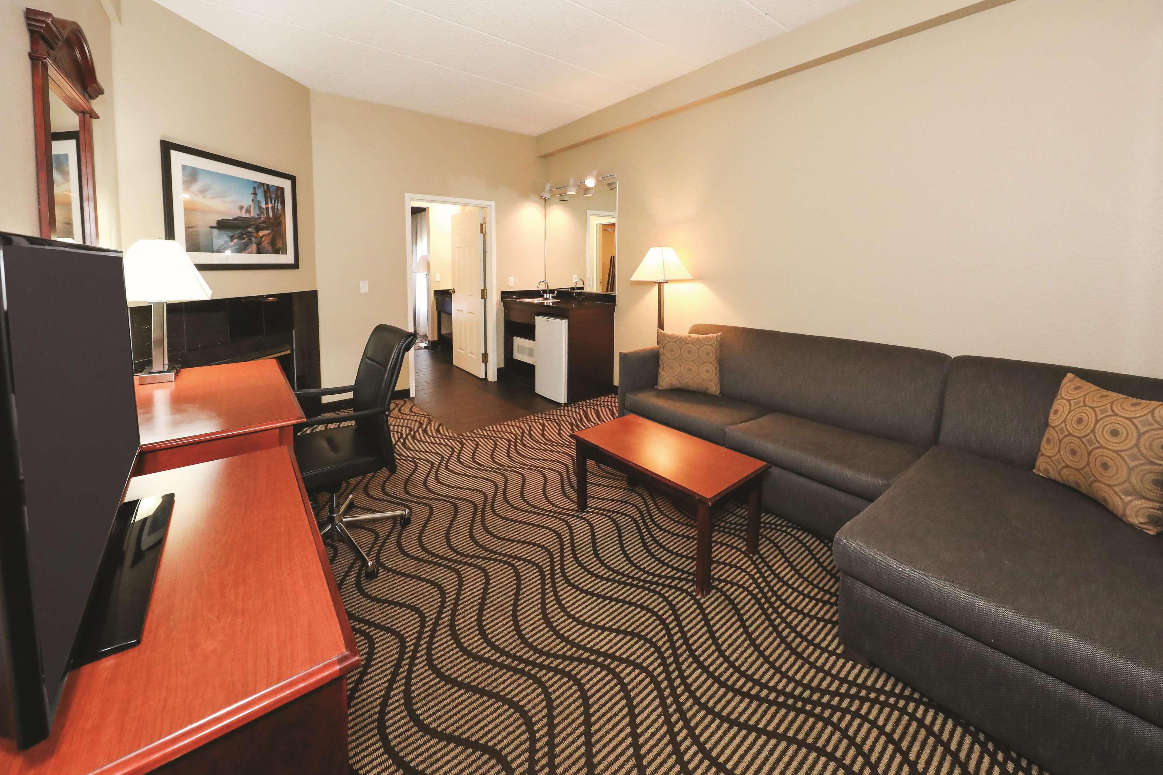 La Quinta Inn By Wyndham Sandusky Near Cedar Point Exteriér fotografie