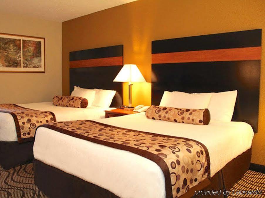 La Quinta Inn By Wyndham Sandusky Near Cedar Point Exteriér fotografie