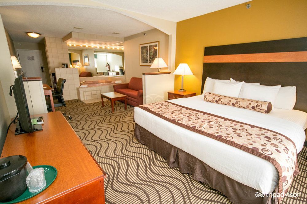 La Quinta Inn By Wyndham Sandusky Near Cedar Point Exteriér fotografie