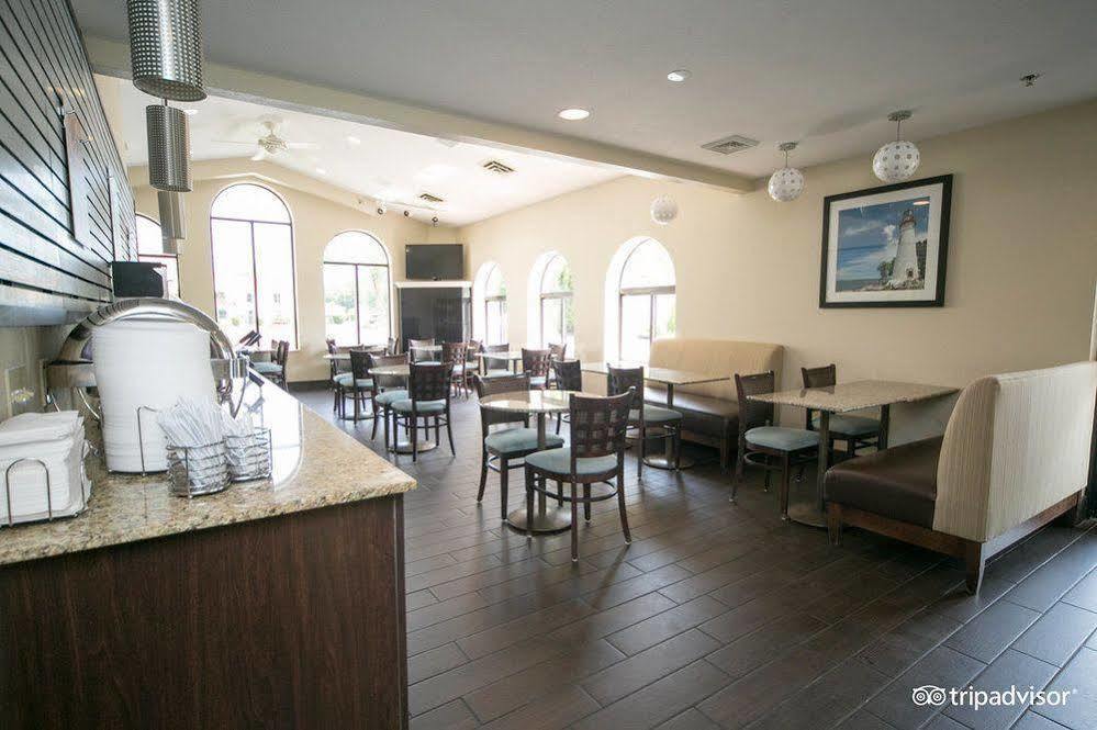 La Quinta Inn By Wyndham Sandusky Near Cedar Point Exteriér fotografie